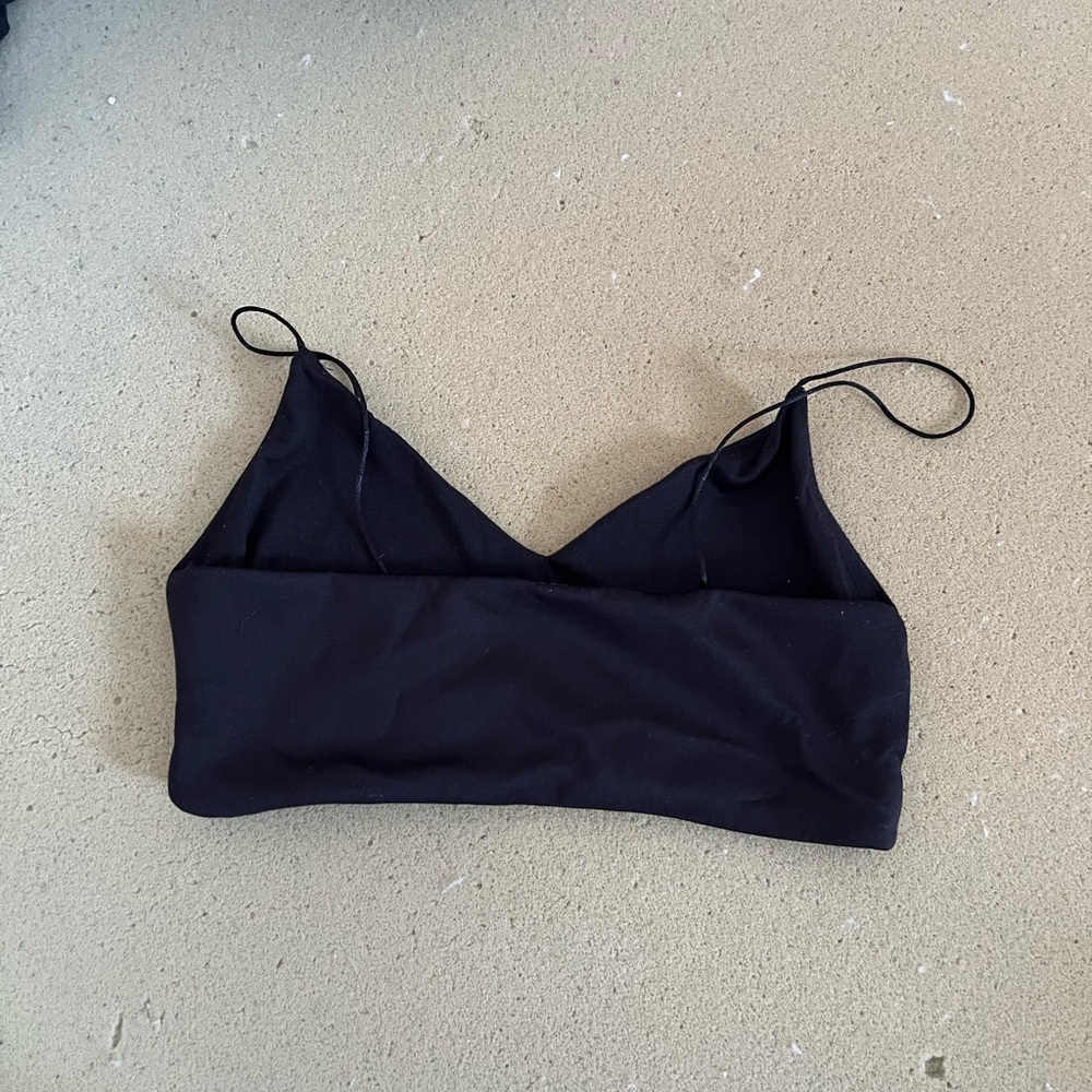 Crop top - Picture 2 of 3